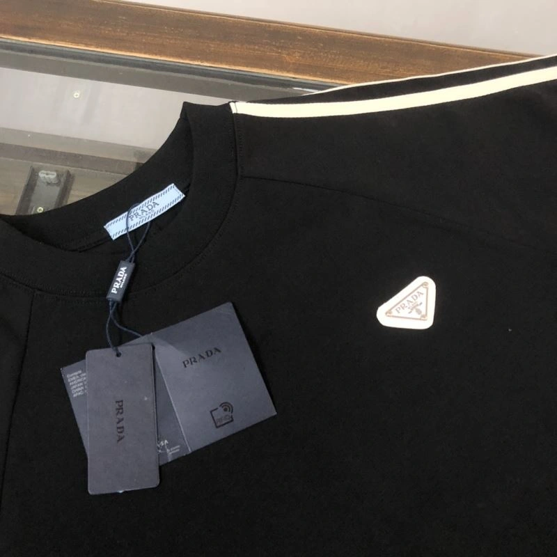 Prada Short Suits Classic 171540