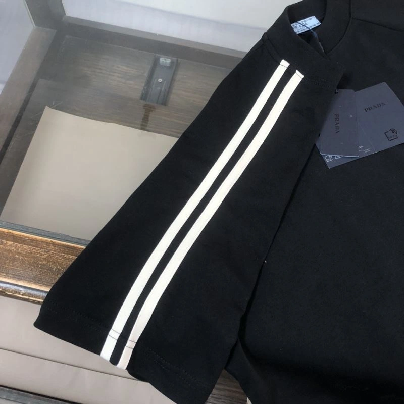Prada Short Suits Classic 171540