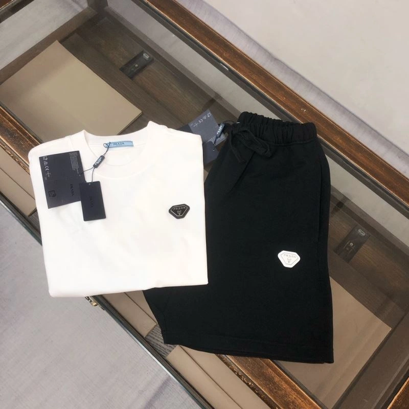 Prada Short Suits Snug 171544