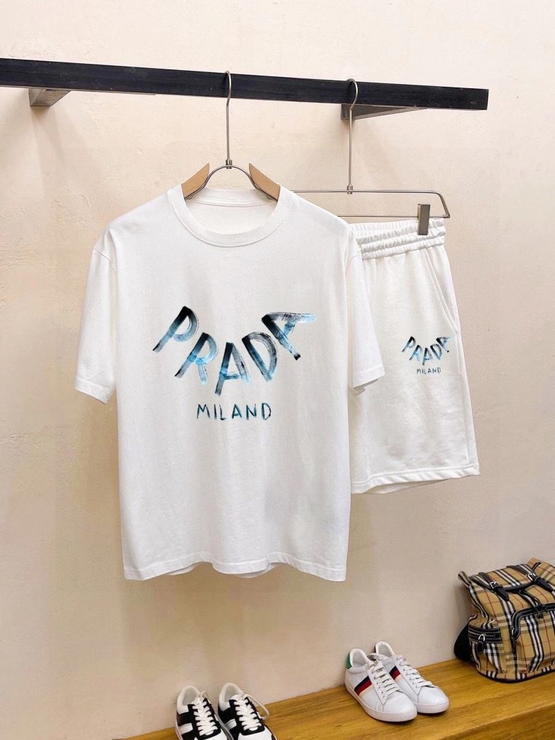 Prada Short Suits WellDesigned 170714