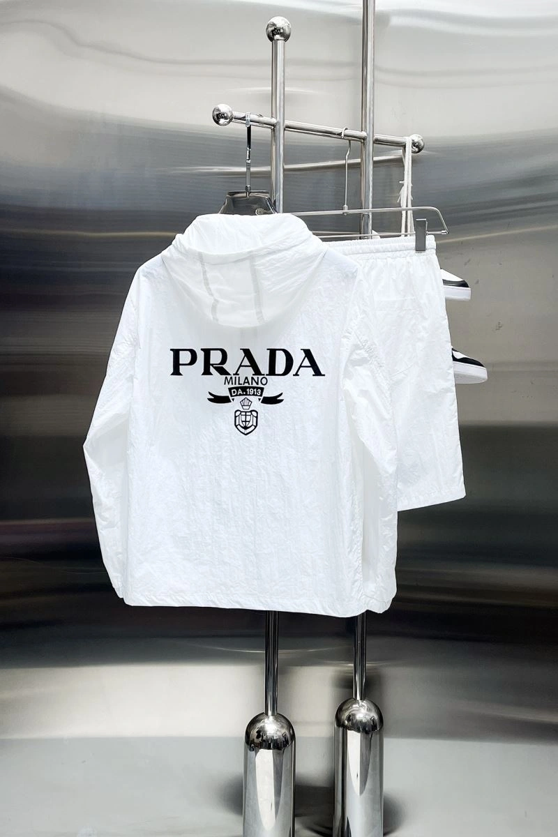Prada Short Suits TravelReady 170712