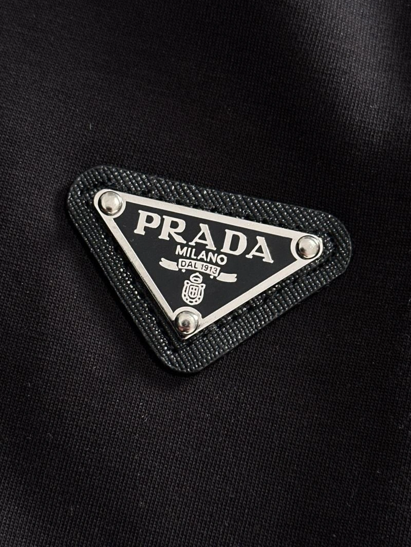 Vibrant Prada Short Suits 169895
