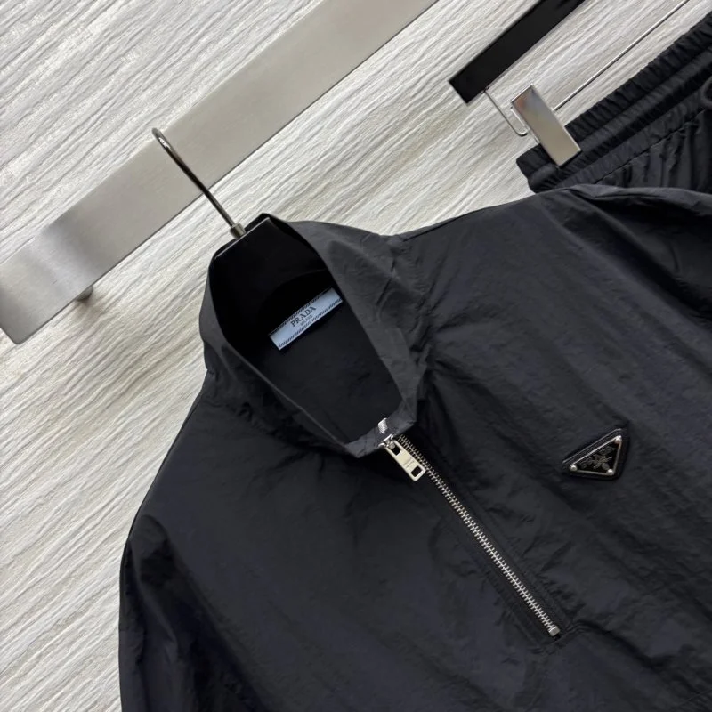 TimelessDesign Prada Short Suits 166158