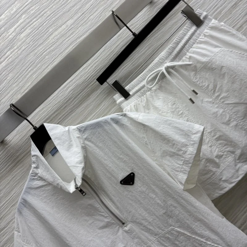 Comfortable Prada Short Suits 166116