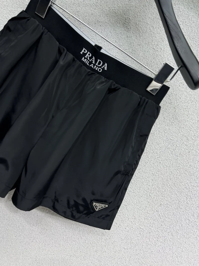 Supportive Prada Short Suits 166099