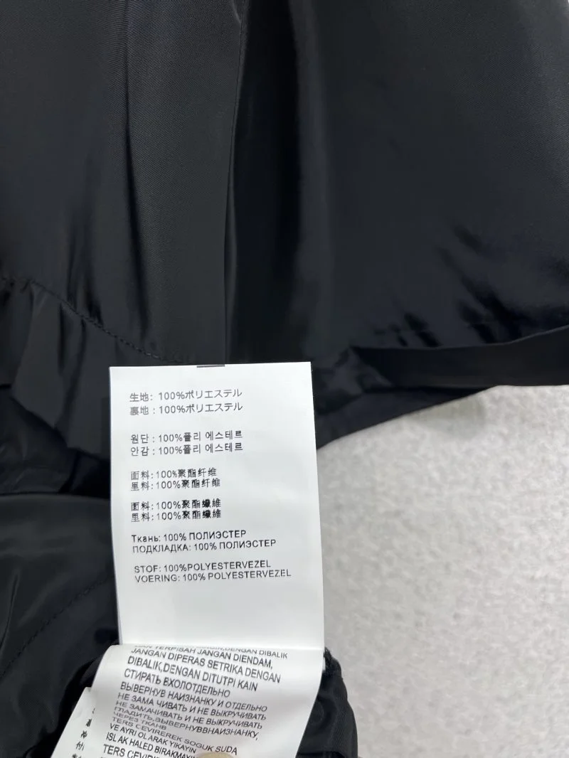 Supportive Prada Short Suits 166099