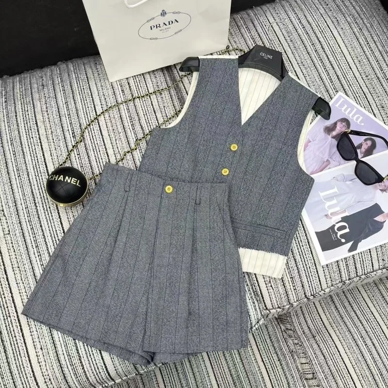 Prada Short Suits Tailored 166500