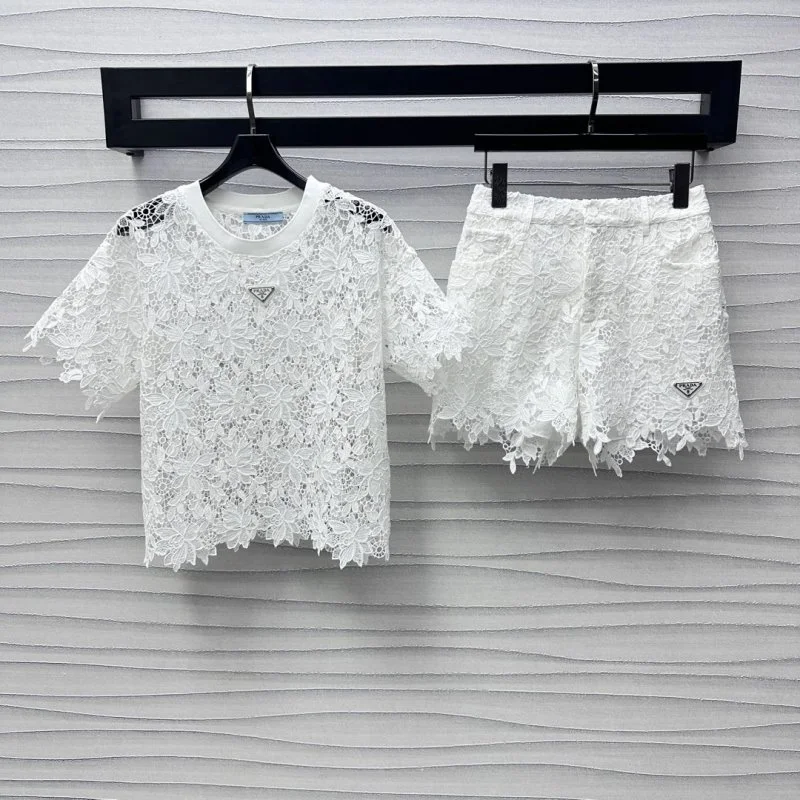 Prada Short Suits Trendsetting 165820
