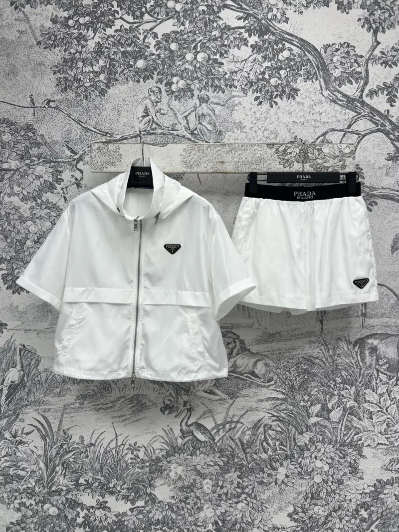 Fashionable Prada Short Suits 165777