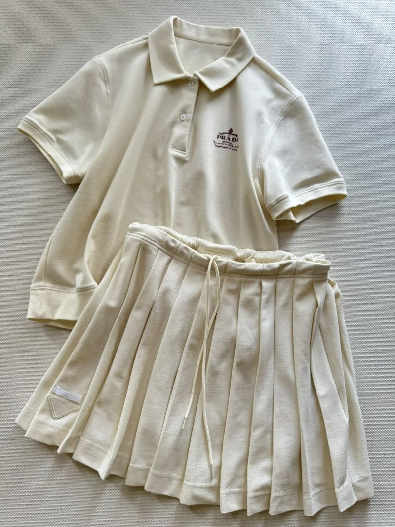 Prada Short Suits Thermal 165776
