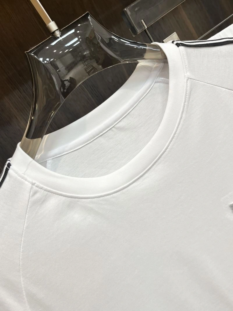 Supportive Prada Short Suits 168729