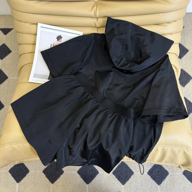 Prada Short Suits EyeCatching 166307