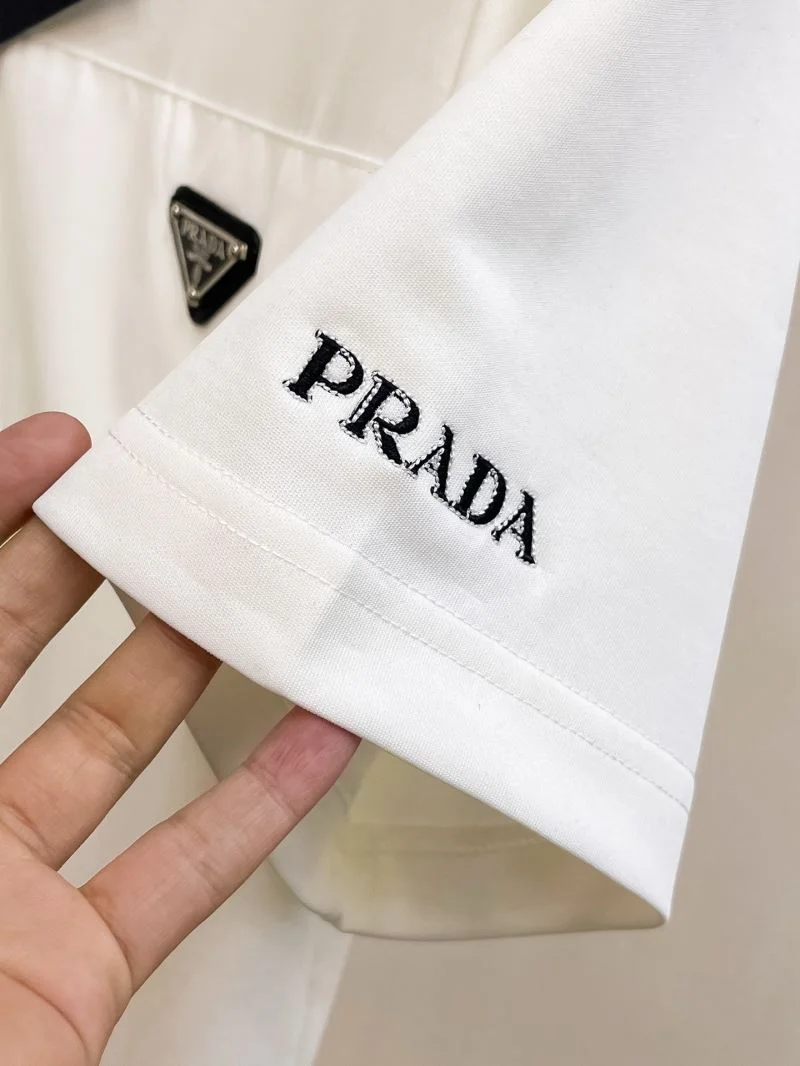 WrinkleFree Prada Short Suits 167955