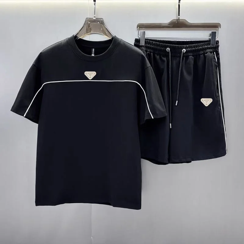 ComfortFit Prada Short Suits 167113