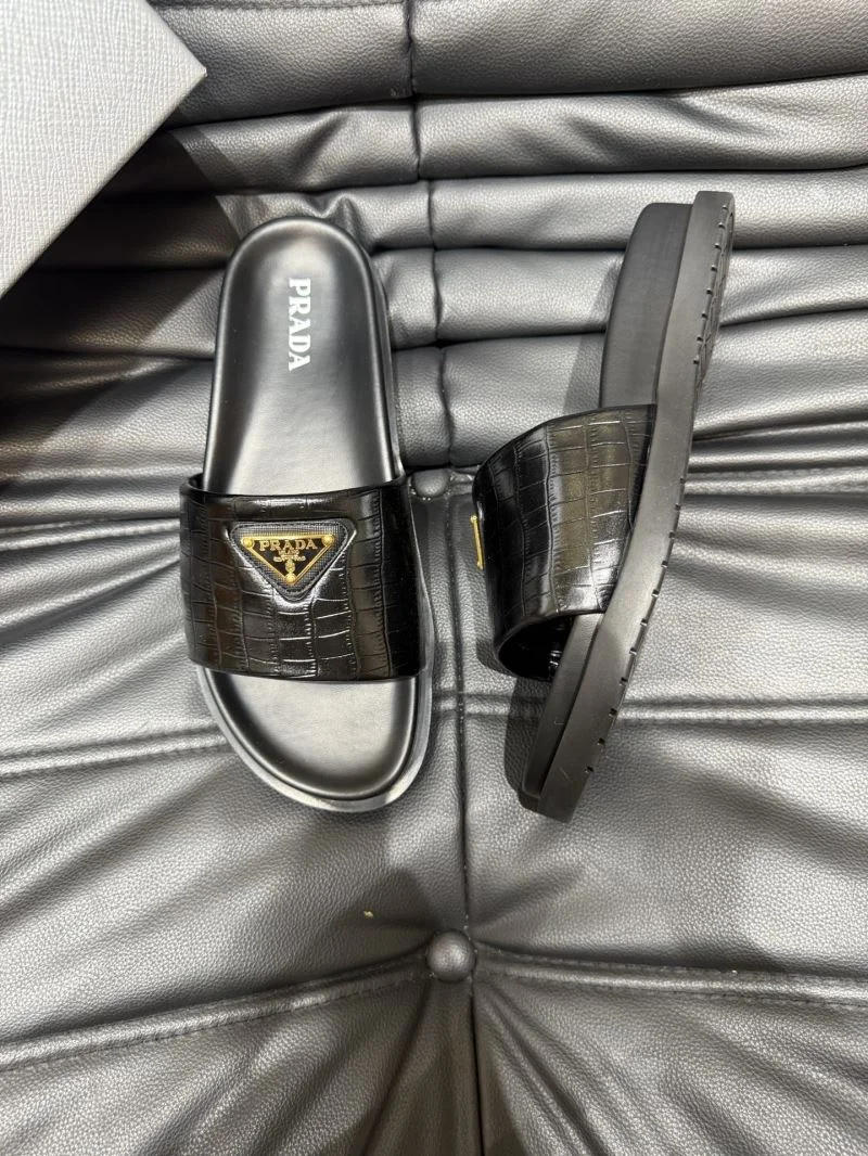 HighQuality Prada Slippers 33609