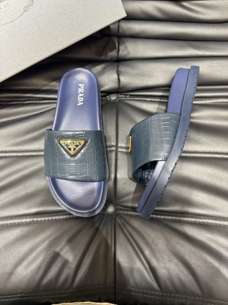Prada Slippers Durable 33604