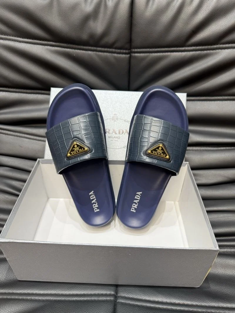 Prada Slippers Durable 33604