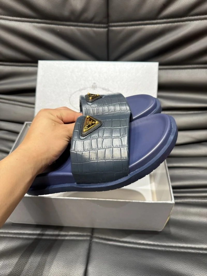 Prada Slippers Durable 33604