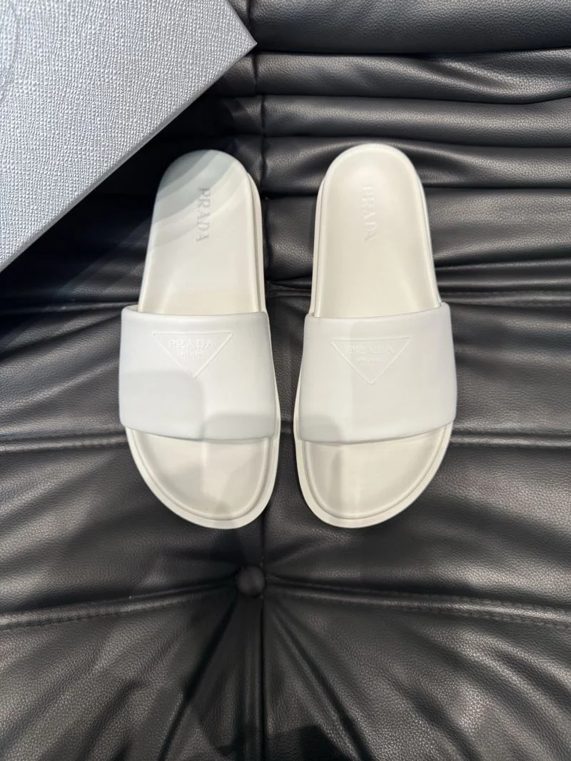 MoistureWicking Prada Slippers 33600