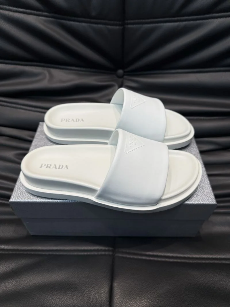 MoistureWicking Prada Slippers 33600