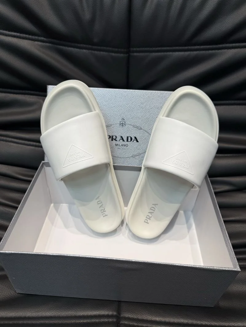 MoistureWicking Prada Slippers 33600