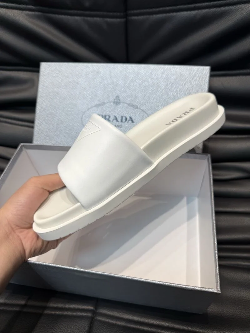 MoistureWicking Prada Slippers 33600