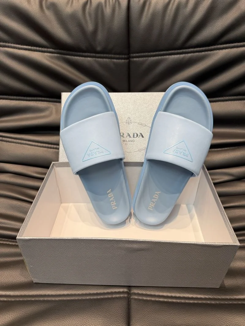 UrbanStyle Prada Slippers 33598