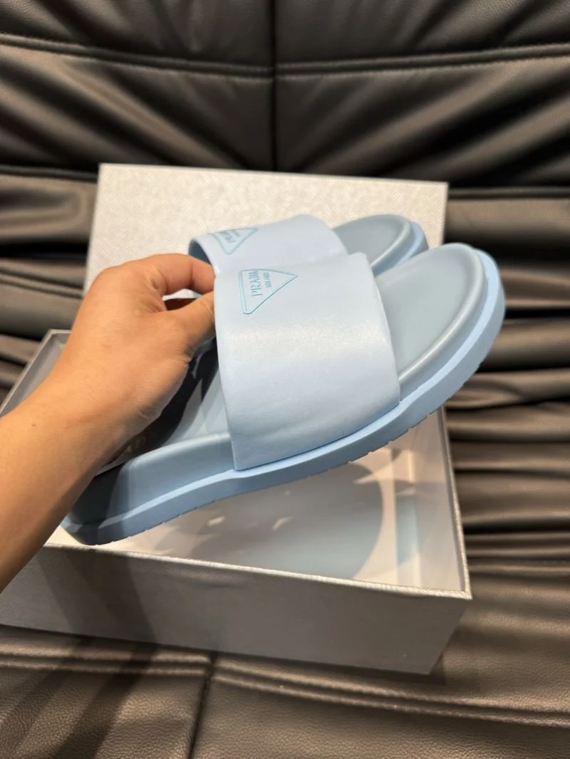 UrbanStyle Prada Slippers 33598