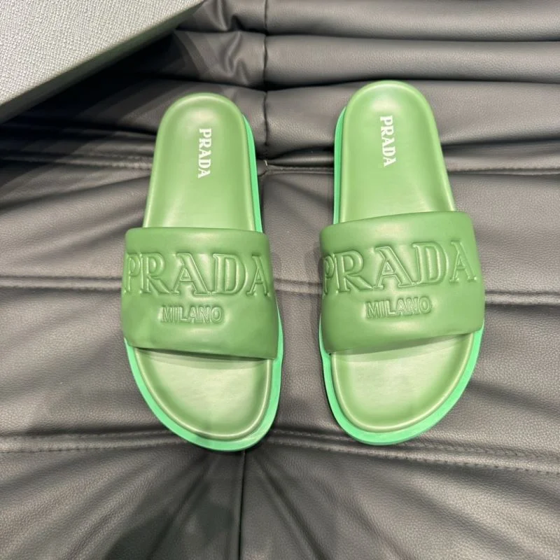 Prada Slippers RelaxedFit 33594