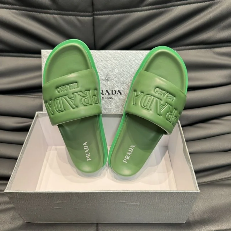 Prada Slippers RelaxedFit 33594