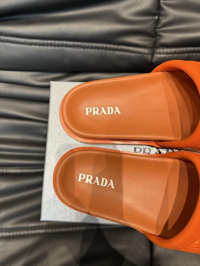 Prada Slippers Fashionable 33579