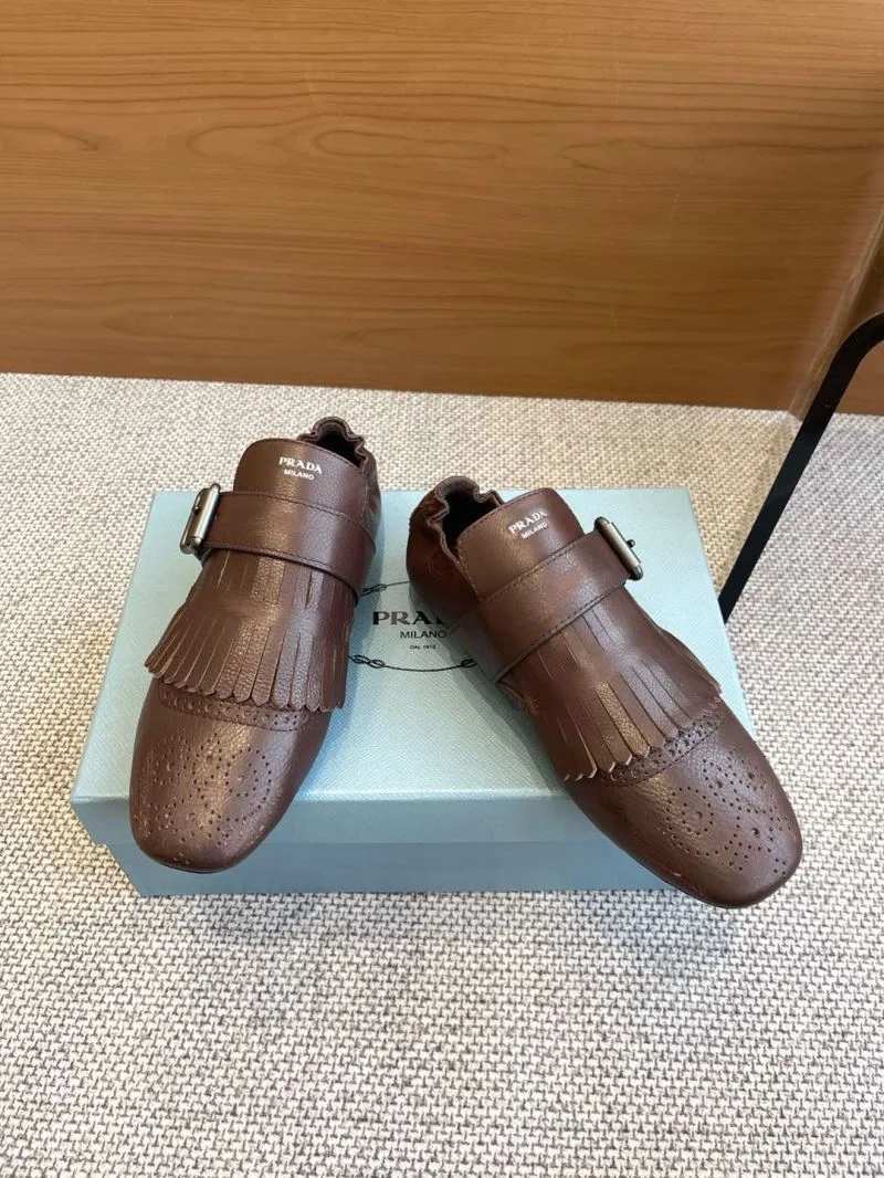 Prada Slippers Neat 34316