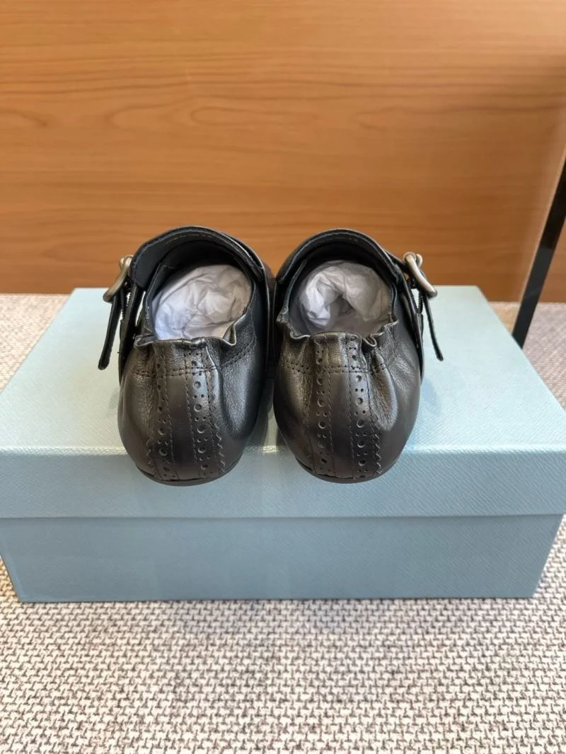 OnTrend Prada Slippers 34314