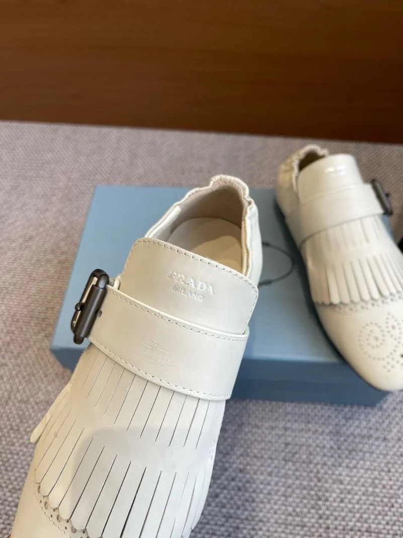 Casual Prada Slippers 34312