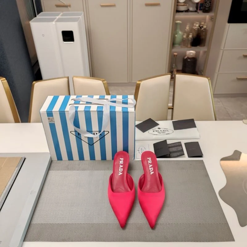 Prada Slippers Lightweight 34308