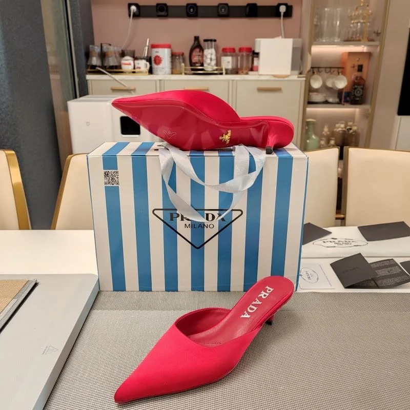 Prada Slippers Lightweight 34308