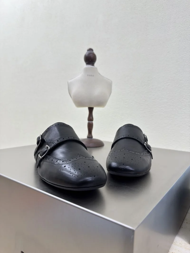 Trendy Prada Slippers 34997