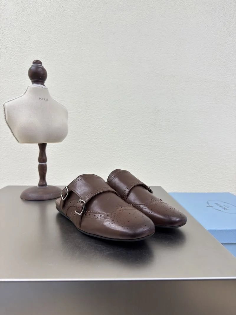 Prada Slippers Flexible 35007
