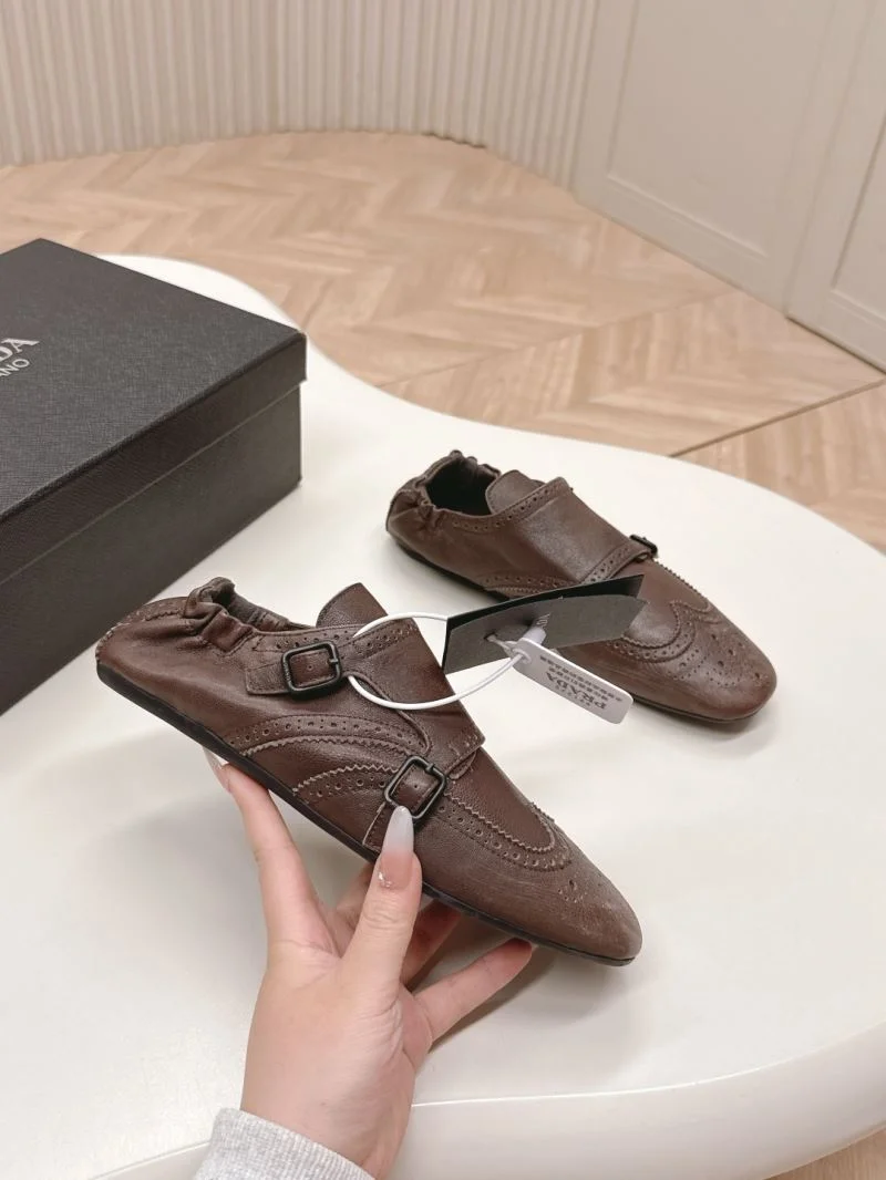 MoistureWicking Prada Slippers 34976