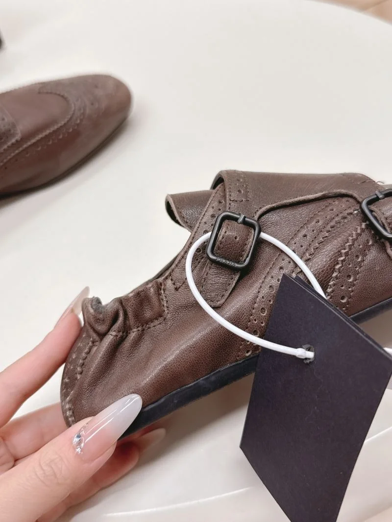 MoistureWicking Prada Slippers 34976