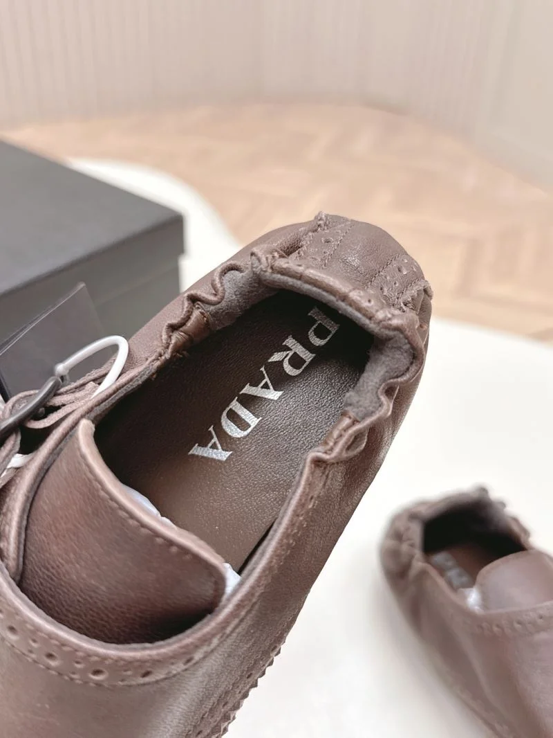 MoistureWicking Prada Slippers 34976
