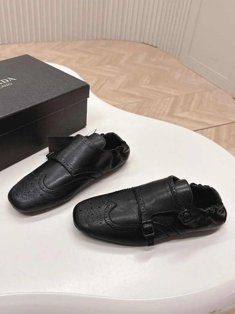 Stylish Prada Slippers 34972