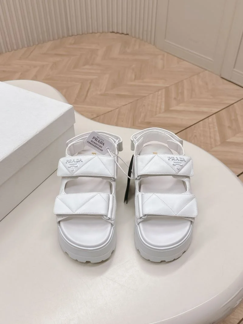 Prada Slippers TimelessDesign 34969