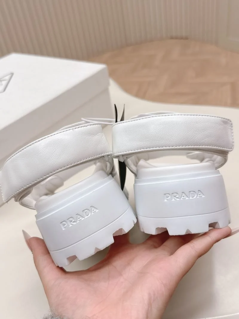 Prada Slippers TimelessDesign 34969