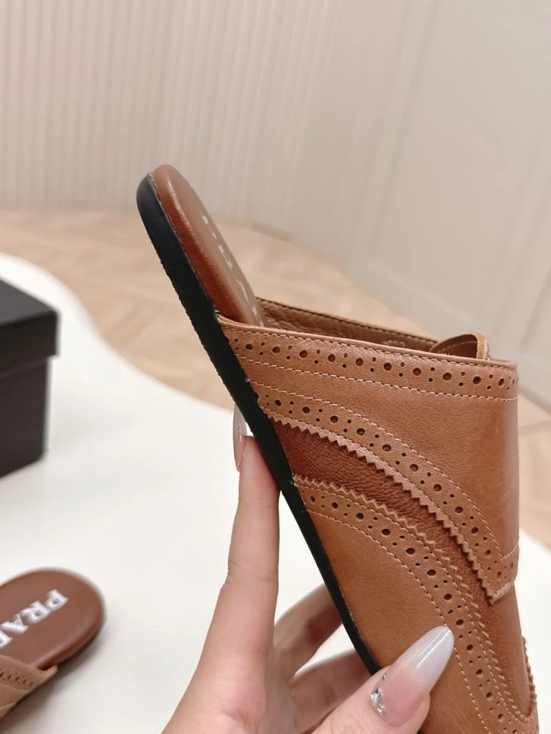 Prada Slippers Compact 34953