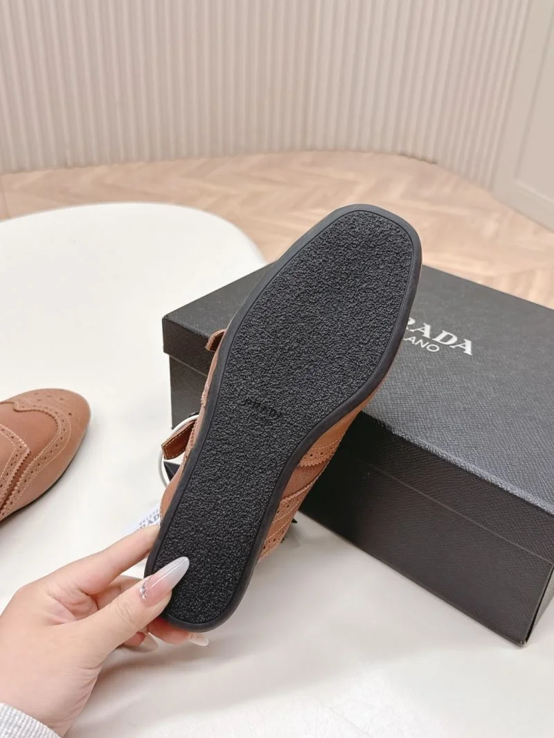 Prada Slippers Compact 34953