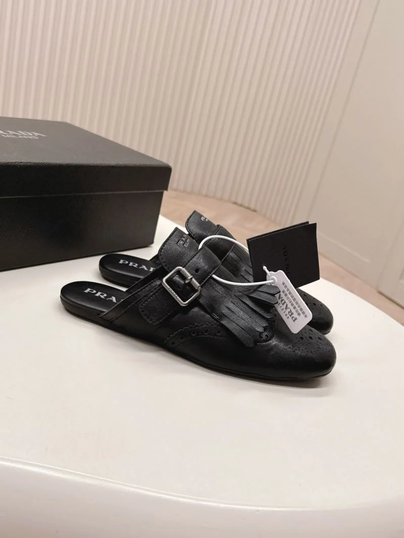 Prada Slippers Trendsetting 34958