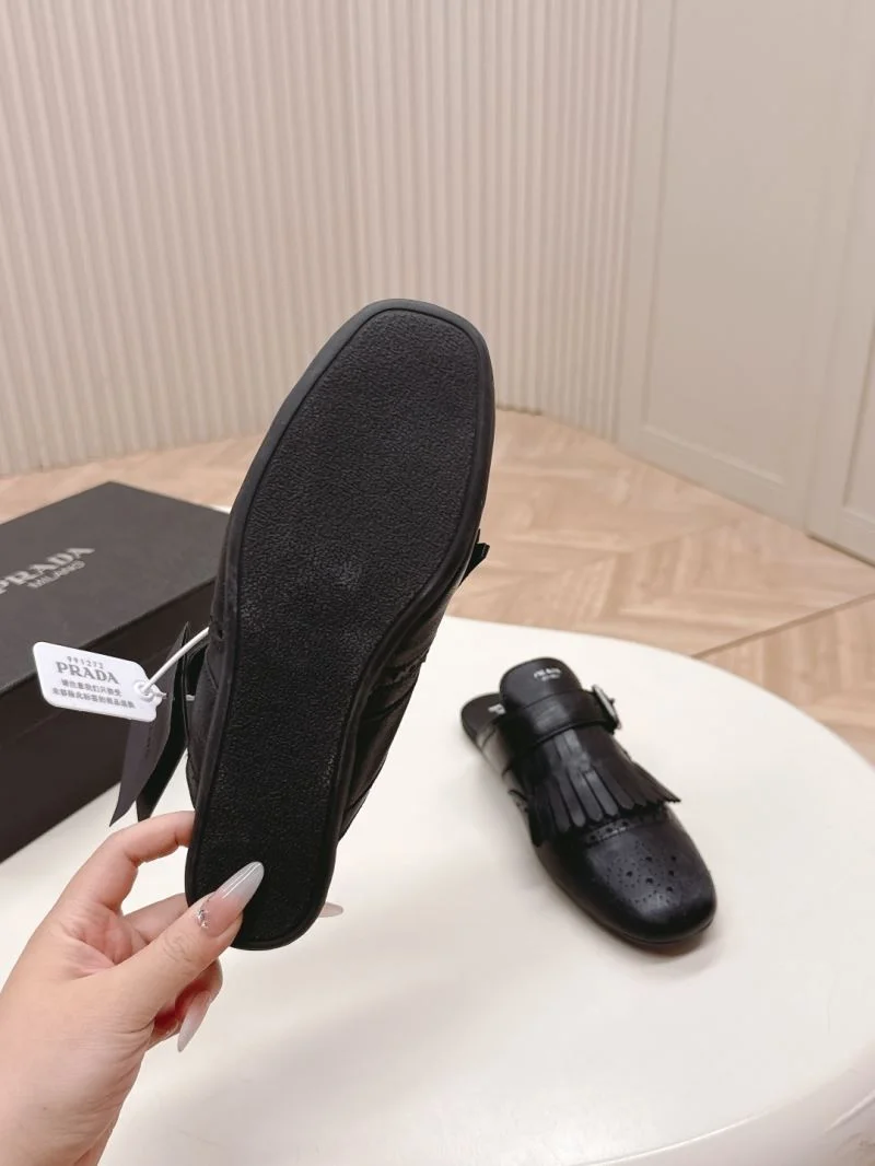 Prada Slippers Trendsetting 34958