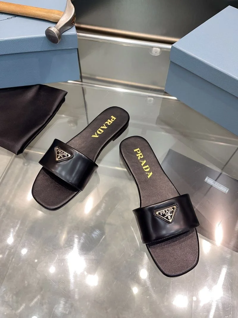 Prada Slippers Vibrant 34964