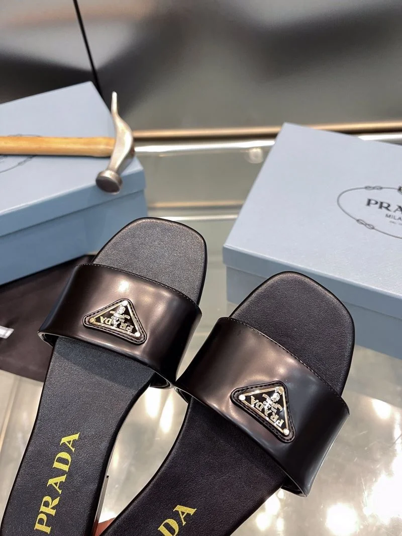 Prada Slippers Vibrant 34964